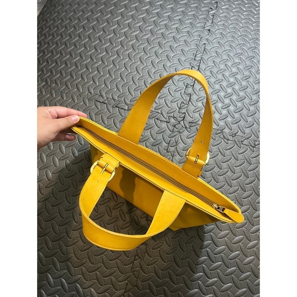 Vintage Coach SOHO Waverly Buckle Bag Leather 4133 Yellow Chamois Hand Bag - Picture 11 of 14